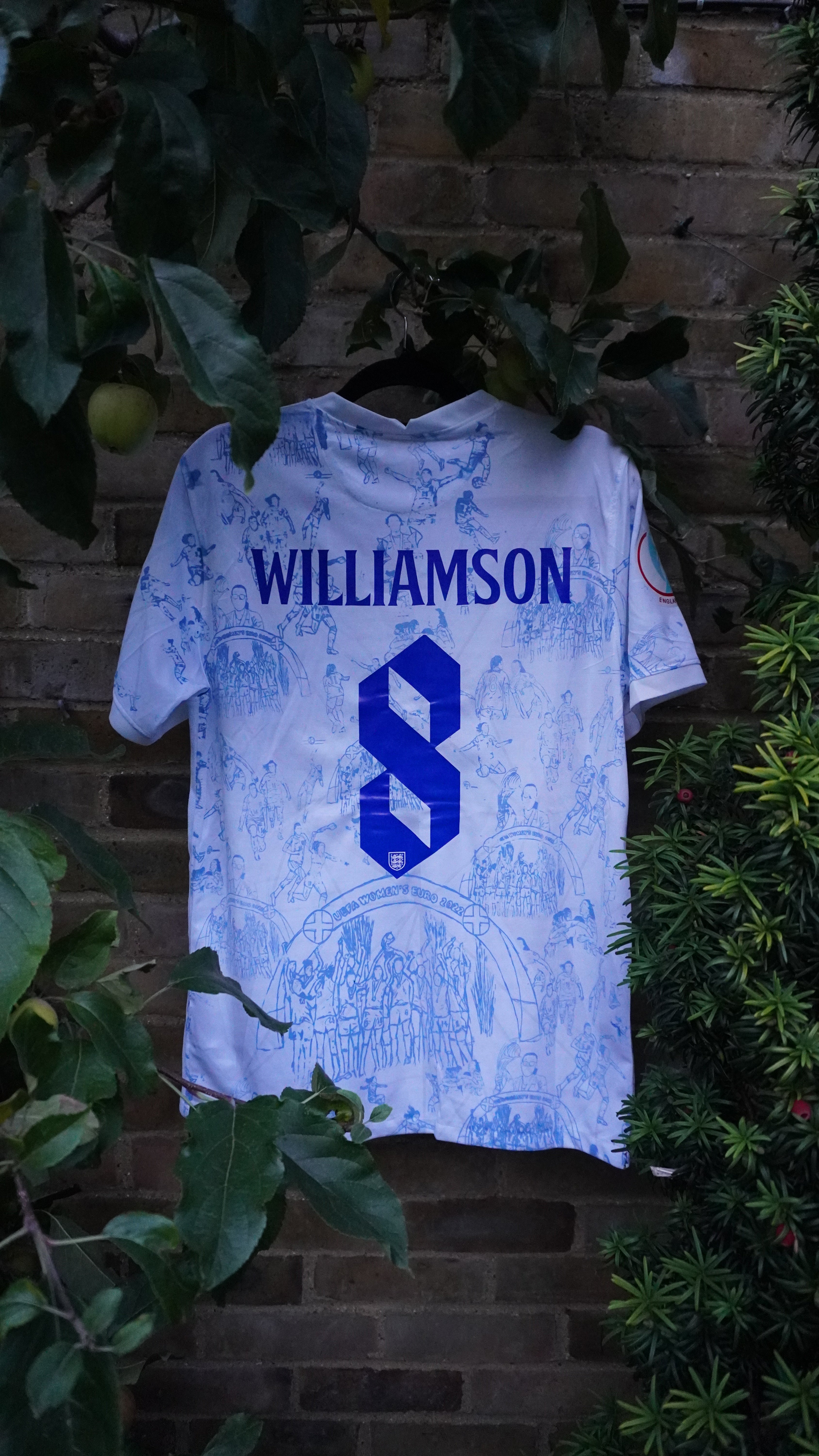 Custom England Women's Home Shirt 2022/23 Williamson #8