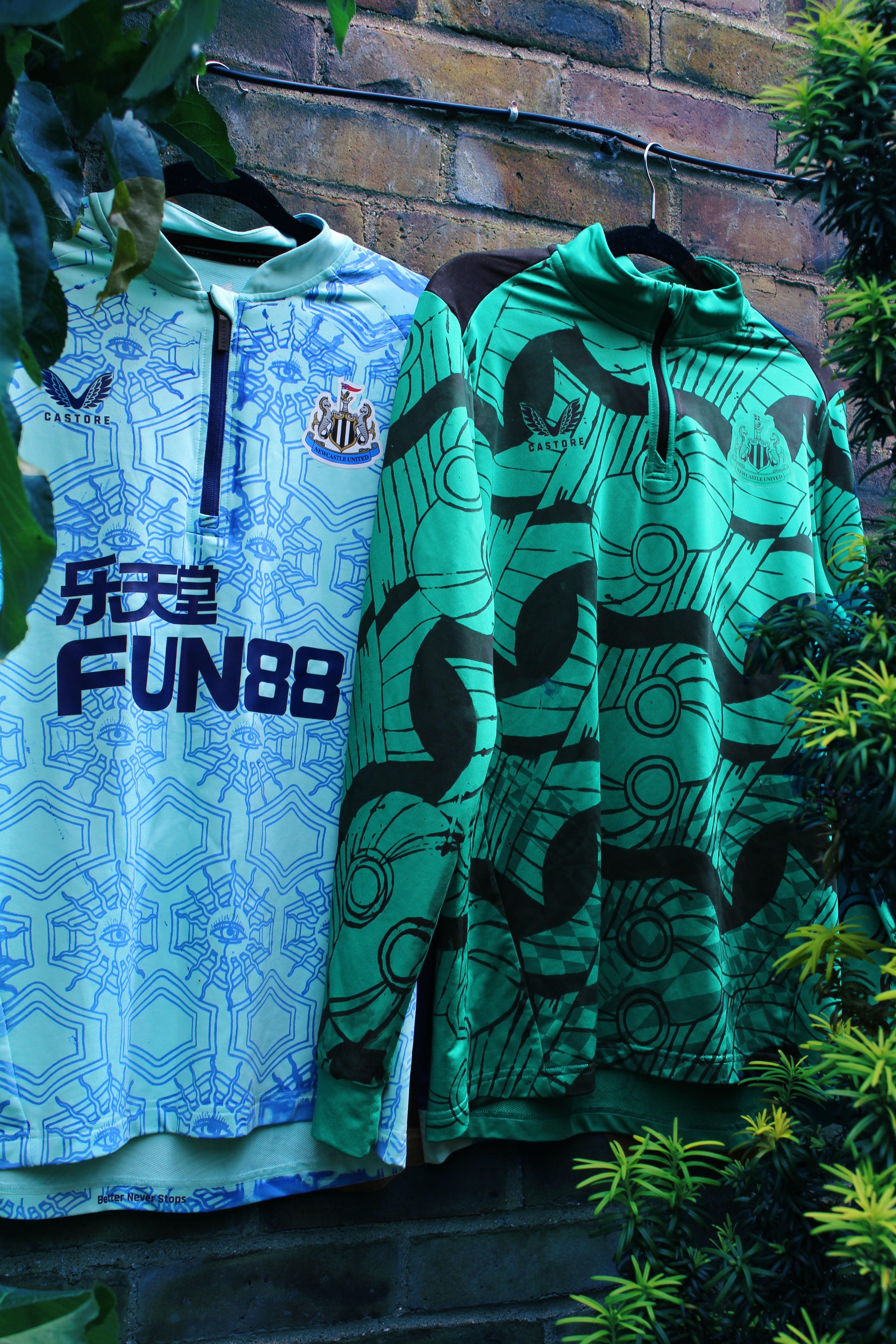 Custom Newcastle 2022/23 Castore 1/4 Zip Training Top