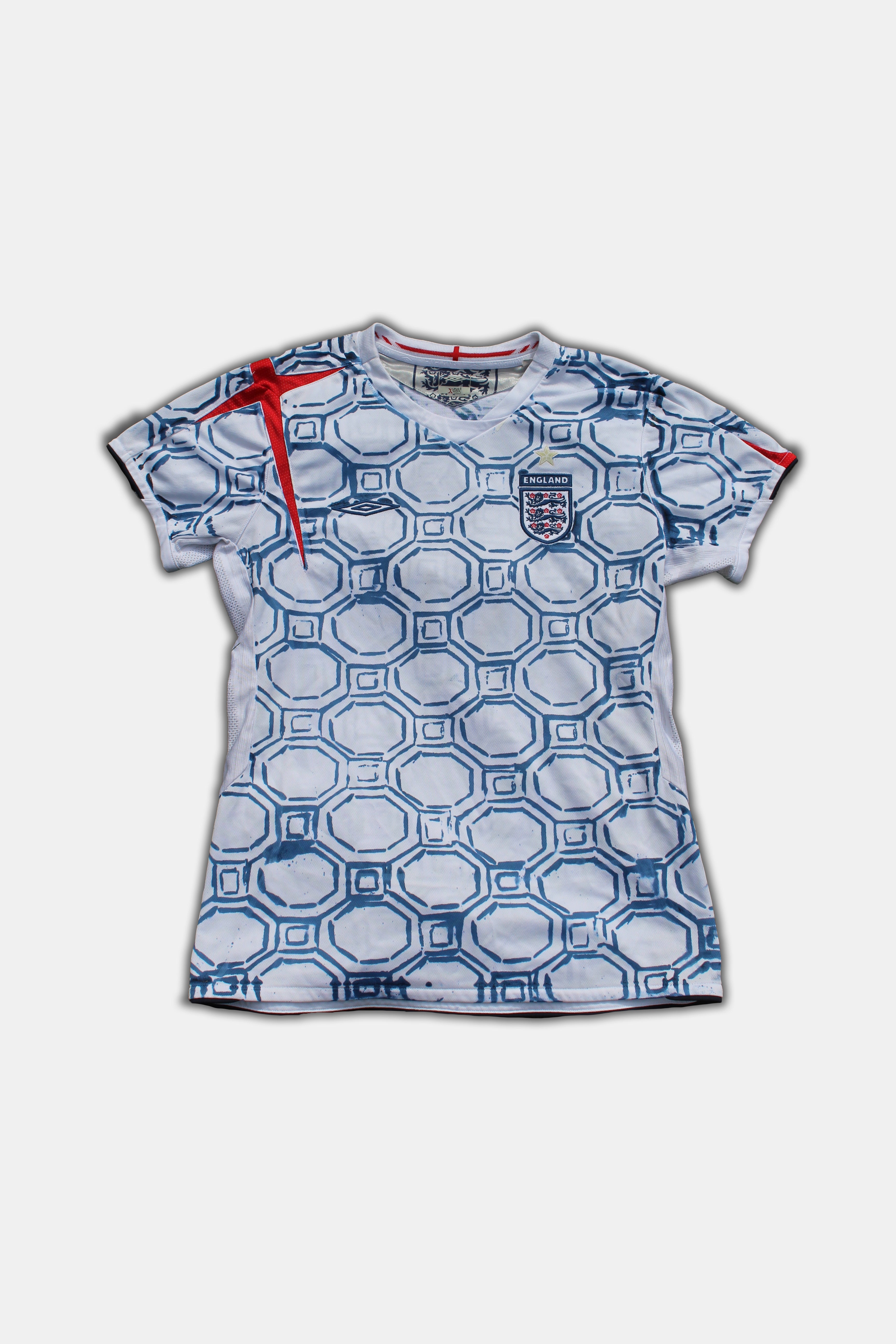 Custom England Women's 2005/07 Umbro Home shirt