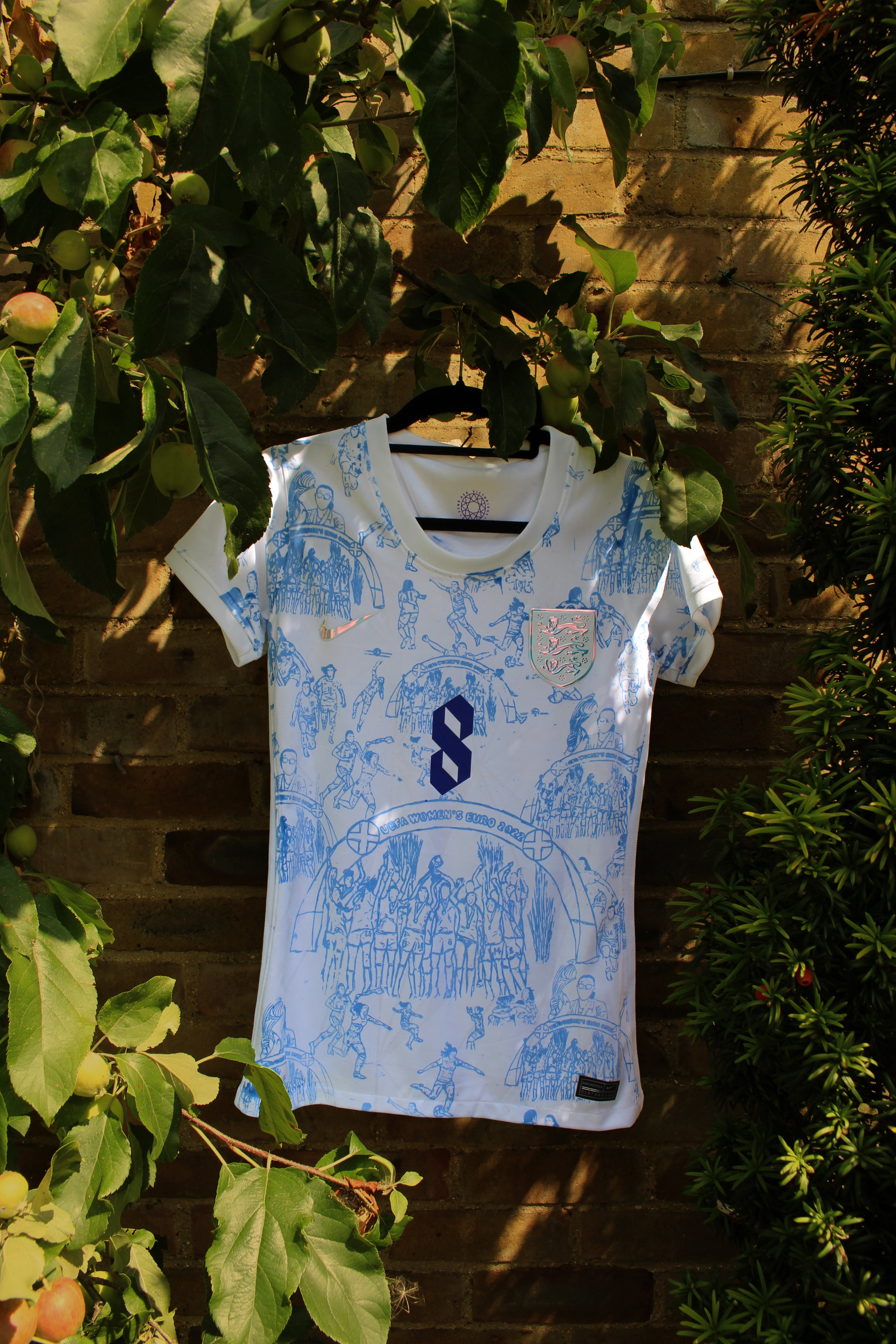Custom England Women's Home Shirt 2022/23 Williamson #8