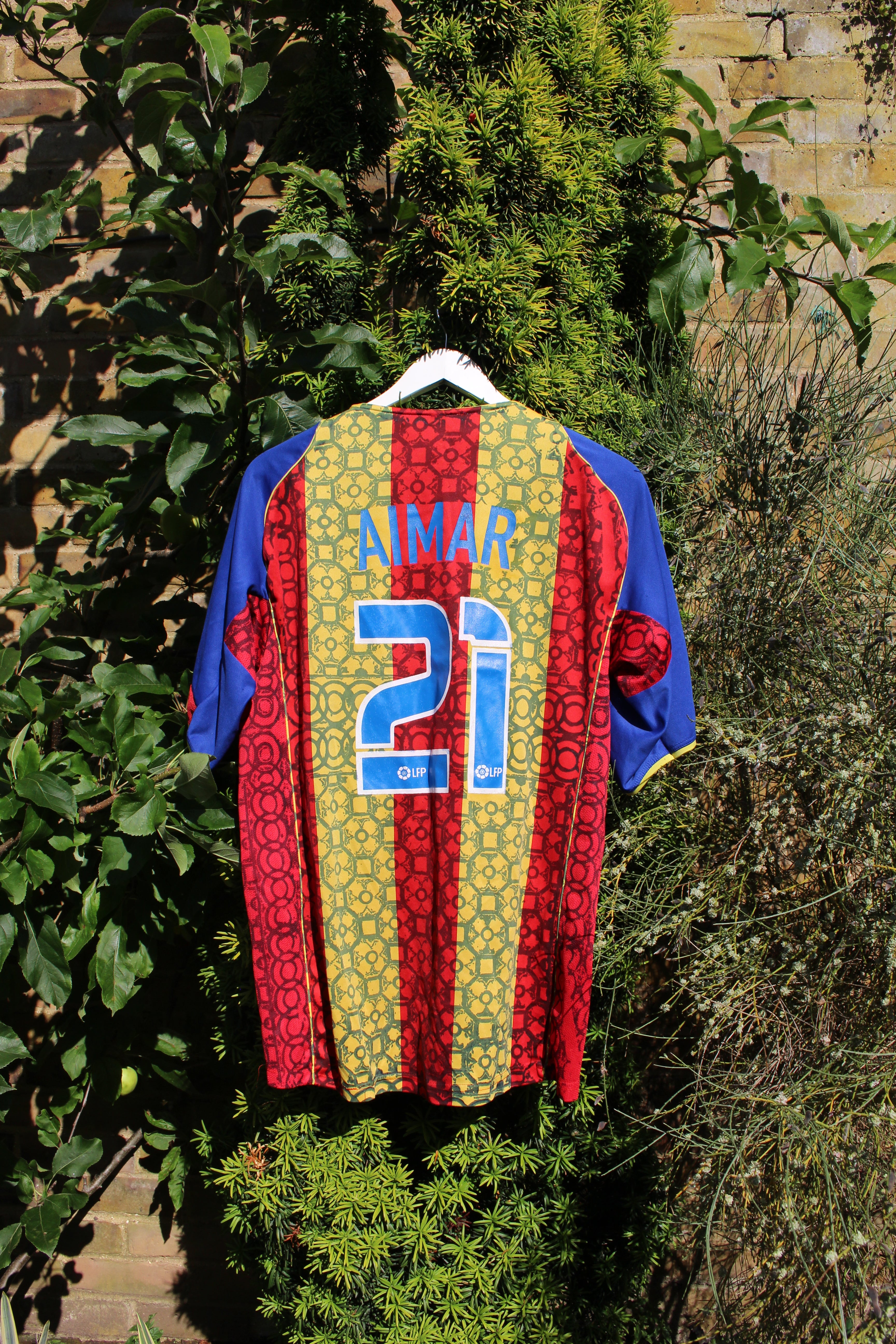 Custom Valencia 2004/05 #21 AIMAR Jersey XL