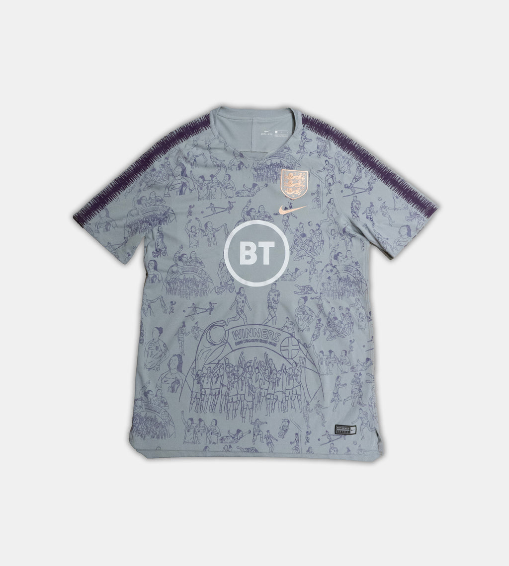 Custom Nike England womens Training top  Large